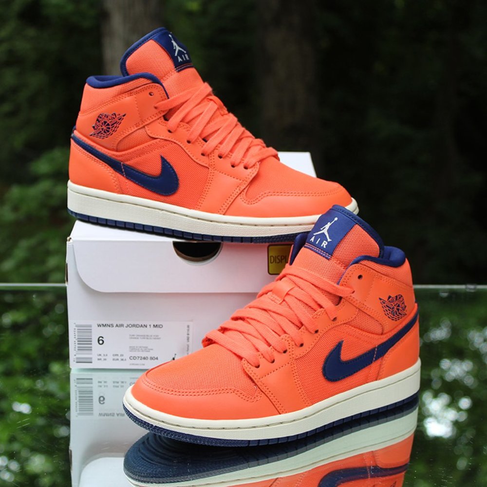 Air Jordan 1 Mid Turf Orange